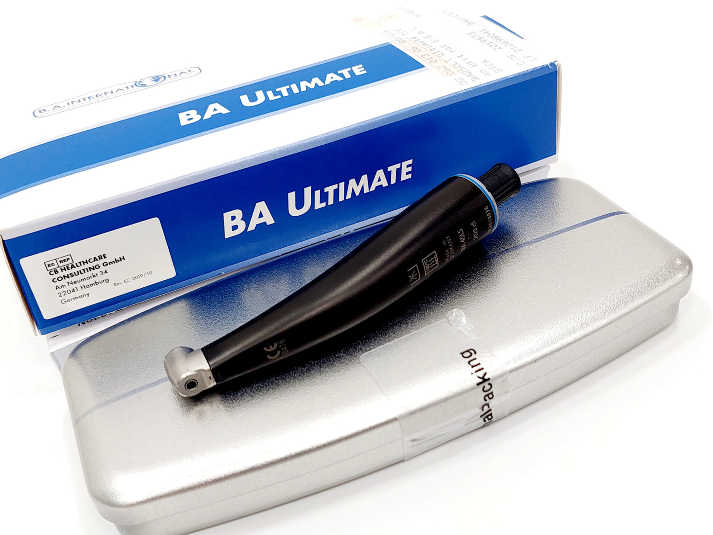 B.A. ULTIMATE Titan Winkelstück BA45LS
Mit Licht, blau 1:1