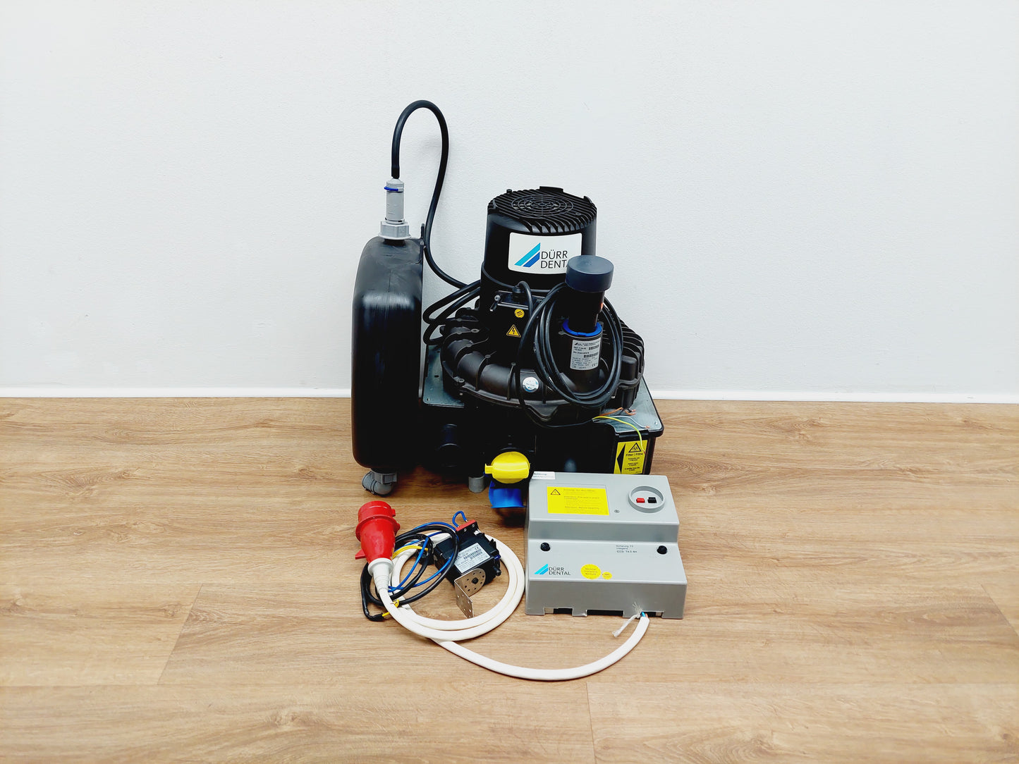 Dürr Dental V 900 S Zentral-Saugsysteme für Trockene Absaugung Baujahr 2014
