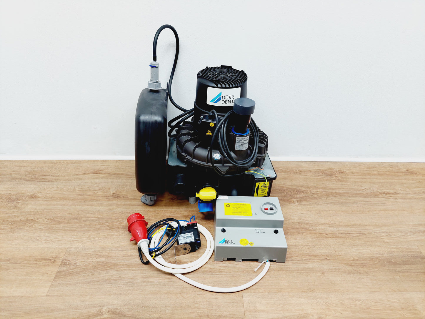 Dürr Dental V 900 S Zentral-Saugsysteme für Trockene Absaugung Baujahr 2014