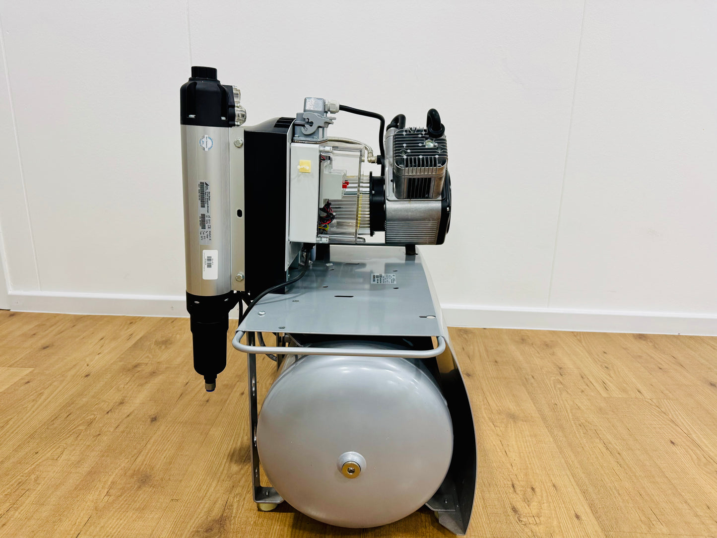 Dürr Dental Duo Kompressor REF 4152-51 mit Membrantrocknung Bj.2013