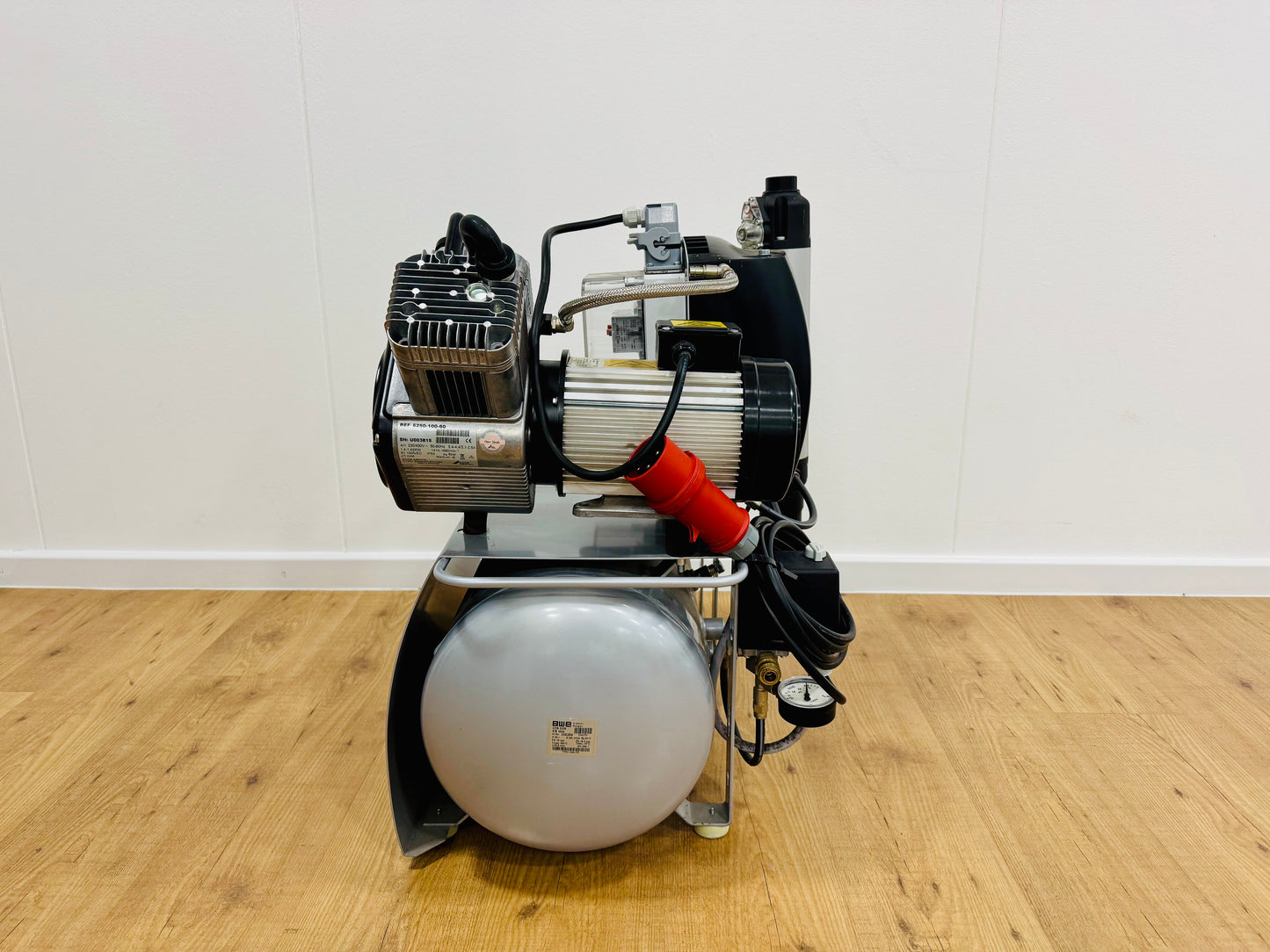 Dürr Dental Duo Kompressor REF 4152-51 mit Membrantrocknung Bj.2013