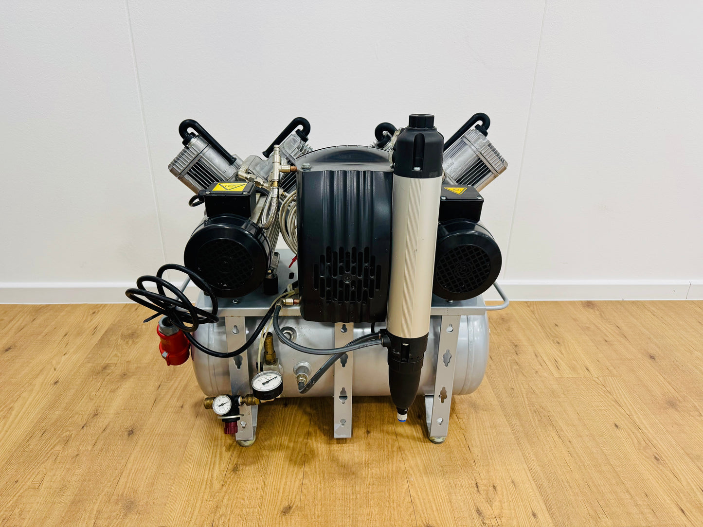 Dürr Dental Duo Kompressor REF 4252.54 mit Membrantrocknung Bj.2013