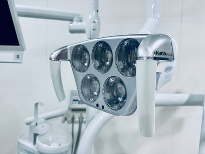 KaVo E70 T Behandlungseinheit Nassabsaugung gebraucht aus einer Praxisauflösung