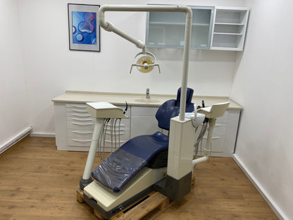 Sirona C4 + Plus Behandlungseinheit